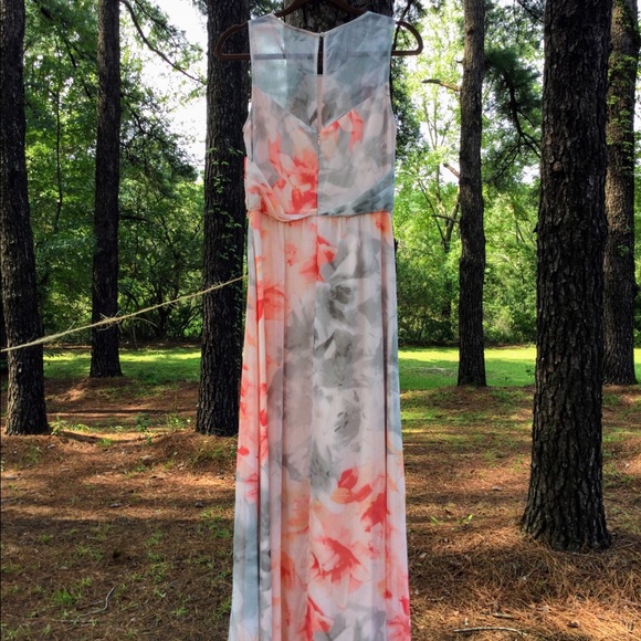 Vince Camuto maxi dress, size 6 - Picture 2 of 2